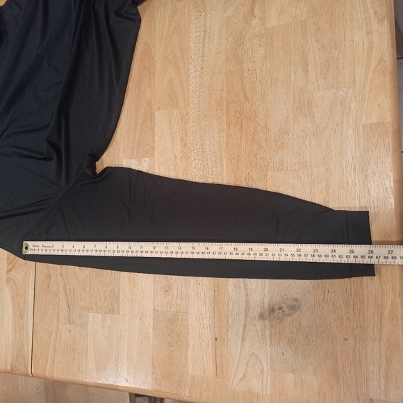 Peter Millar men's pullover long sleeve shirt. Size XL - Picture 11 of 11